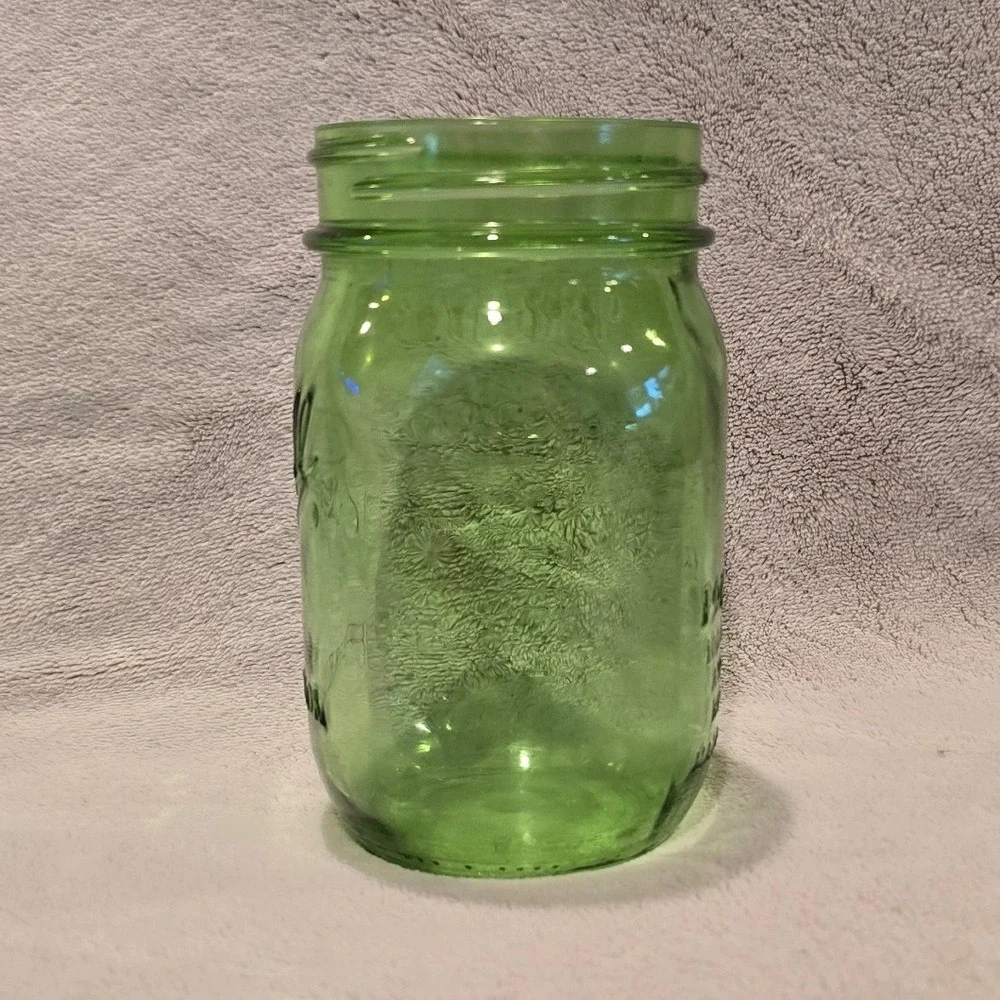 Ball Heritage Collection Green Mason Jar 1913-1915 100 Year Anniversary Pint